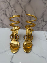 Load image into Gallery viewer, LaceUp Heels - Gold
