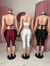 Load image into Gallery viewer, Mella Capri Set - Black

