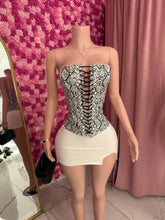 Load image into Gallery viewer, Snake Corset
