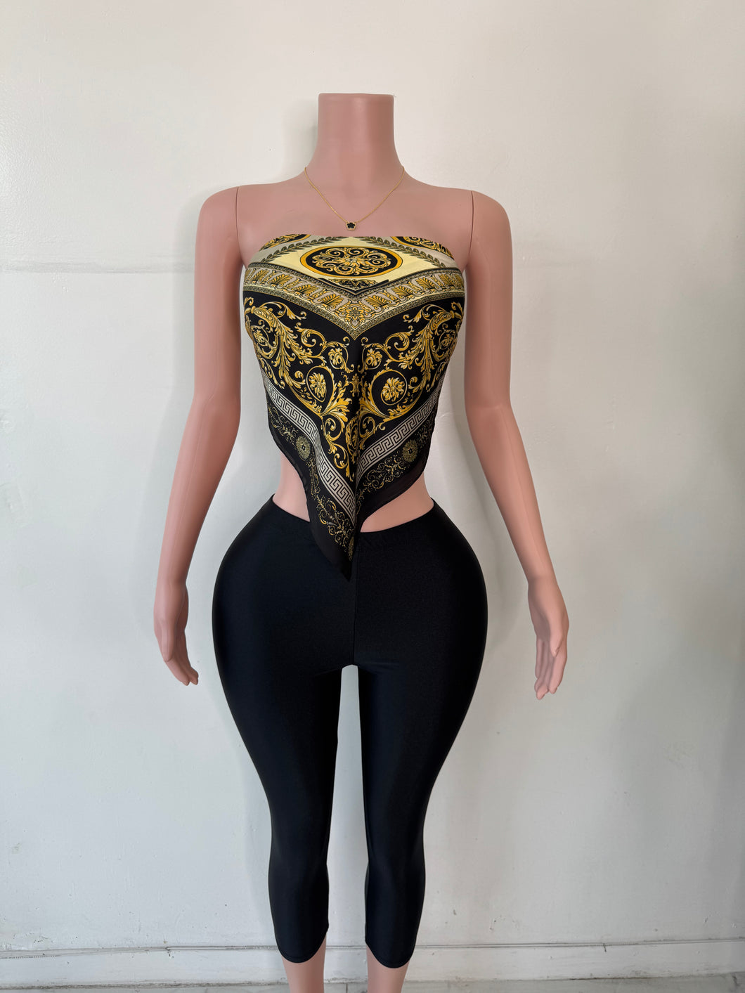 Vaughna Scarf Top - Black
