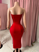 Load image into Gallery viewer, Tube Midi Dress - Red
