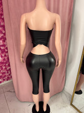 Load image into Gallery viewer, Leather capri set
