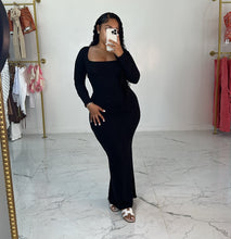 Load image into Gallery viewer, Kimberly Maxi - Black
