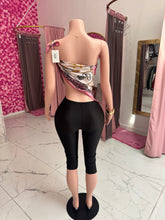 Load image into Gallery viewer, Milan Capri Set - Black
