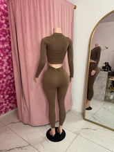 Load image into Gallery viewer, Adore Leggings Set - Brown
