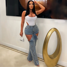 Load image into Gallery viewer, Jayda Cutout Jeans
