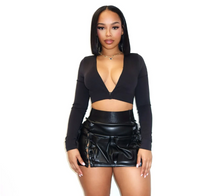 Load image into Gallery viewer, Black Long Sleeve Crop Top
