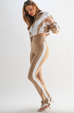 Load image into Gallery viewer, Nyeli Set - Mocha
