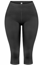Load image into Gallery viewer, Katrina Black Capris
