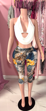 Load image into Gallery viewer, Tropics Capris
