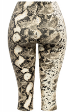 Load image into Gallery viewer, Katrina Capris - Snake 2
